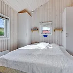 Keti - 5m From The Sea By Interhome *